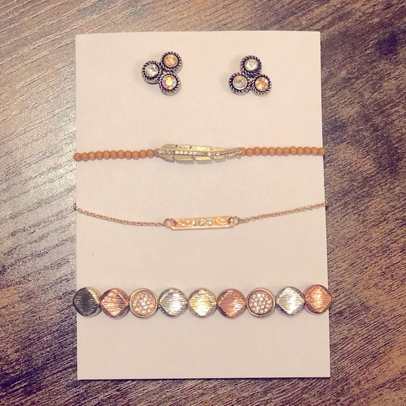 Tri-Color Jewelry Set - Picture 1 of 1